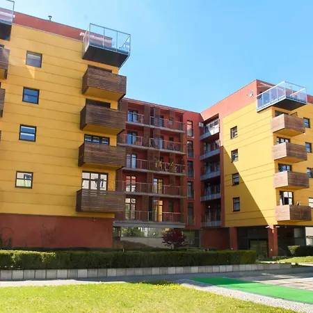 Appartement Podrozniczy Apartament Od Dziedzinca, Parking, Rynek 700 M